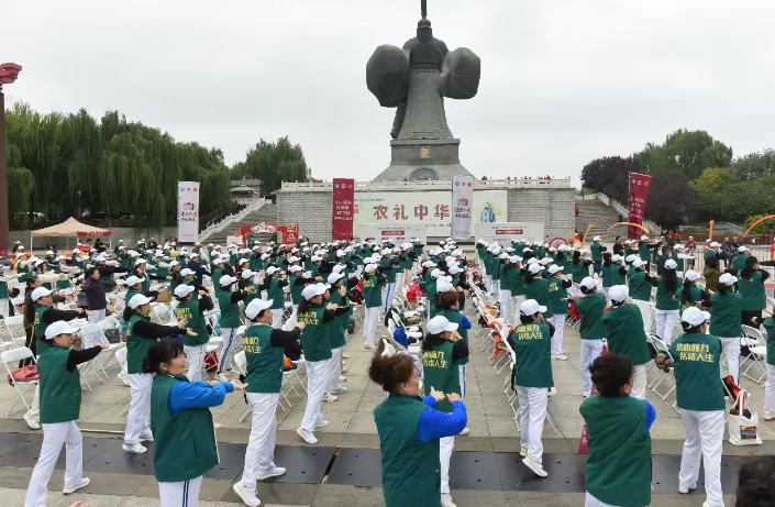 “健康養老中醫康養”行動為銀齡族健康保駕護航