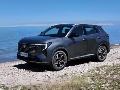 10萬級燃油車也有高智能！第四代CS55 PLUS上市，行泊一體超實用