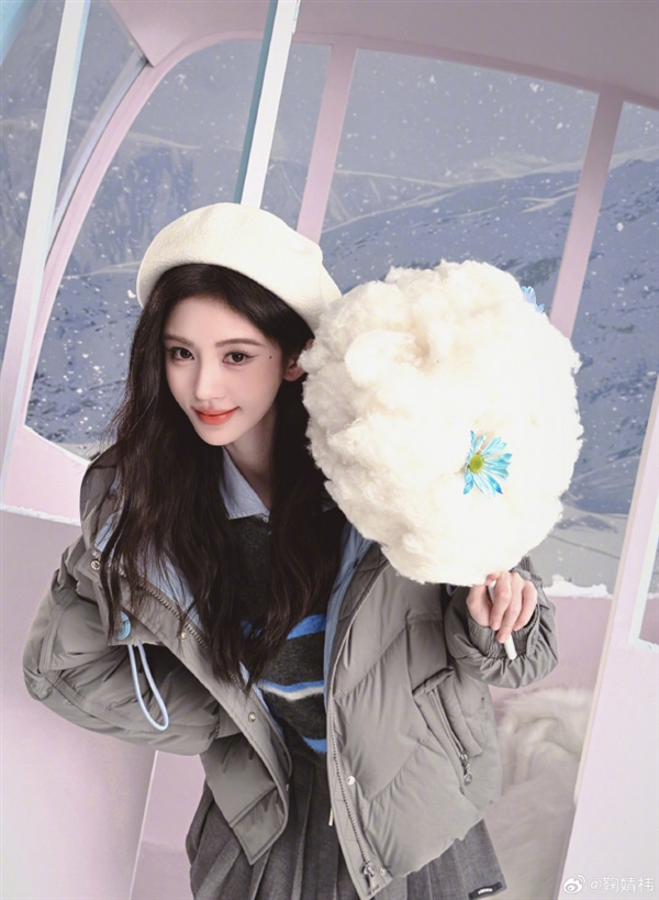 “鞠婧祎收入”熱搜 十年收入稅前1.39億人民幣